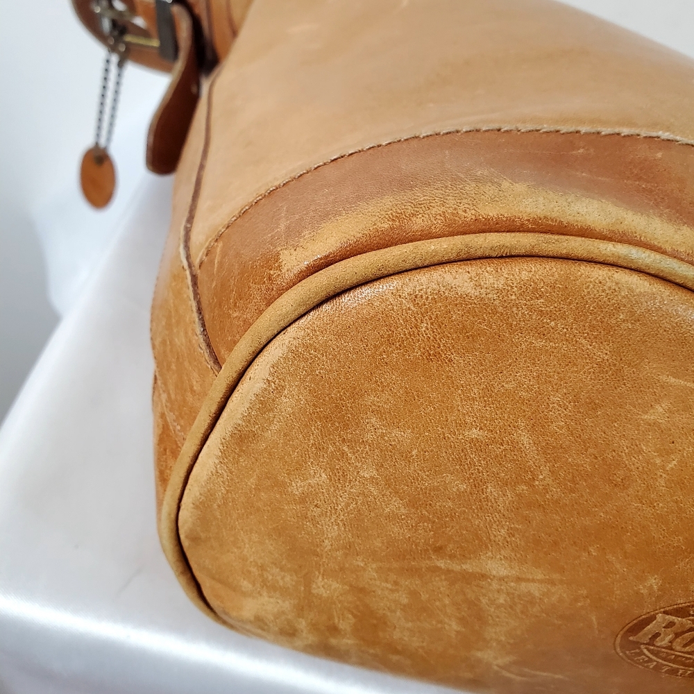 Roots Leather Extra Large Hobo Bucket Shoulder Crossbody Bag Made in Canada - Picture 13 of 15